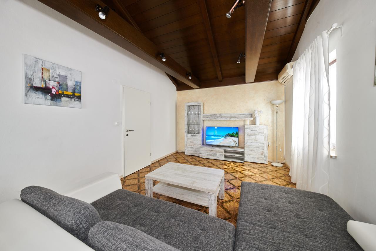 Apartments Gvarda Ουμάγκ Εξωτερικό φωτογραφία